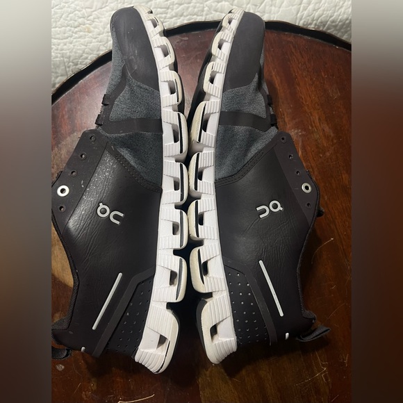 On running Cloud Terry pebble Swiss Engineering size 11.5 - Picture 4 of 9